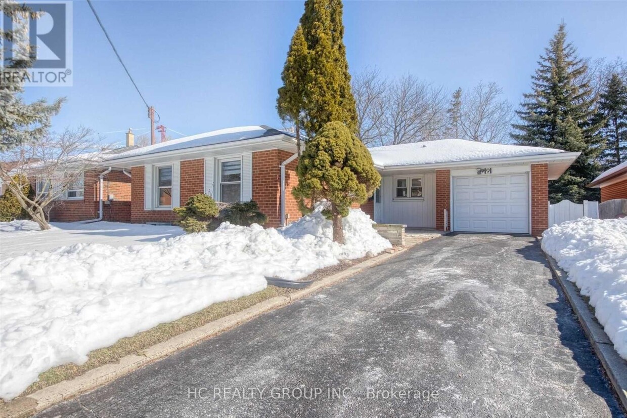 Photo principale - 9 Wigmore Dr