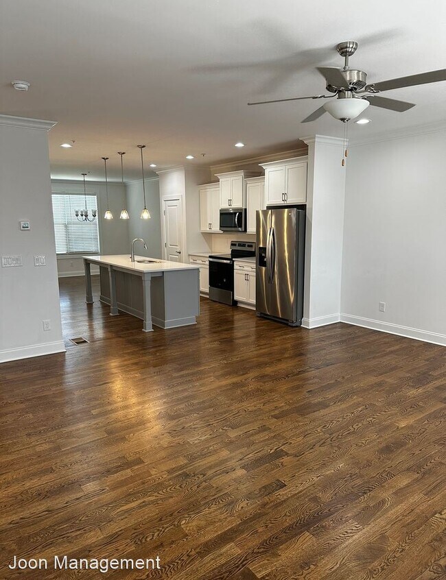 Foto del edificio - 3 br, 3.5 bath House - 166 Greenbrook Nort...