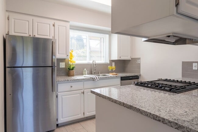 Foto del interior - Riverside Gardens
