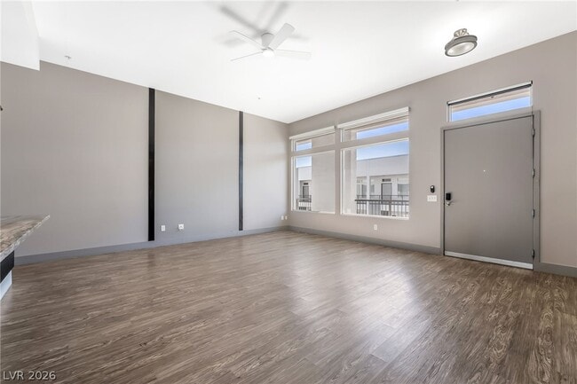 Building Photo - 2775 W Pebble Rd