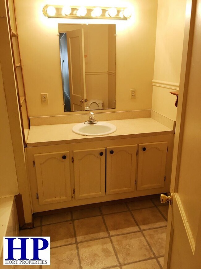 Foto del edificio - 1223 3rd St