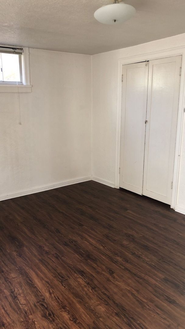 Building Photo - 1120-1130 NE Shaw Street