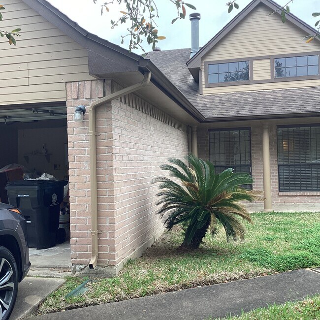 16307 Calistoga Ct, Houston, TX 77053 House Rental in Houston, TX