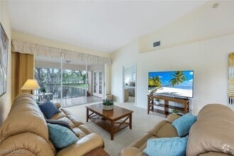 Building Photo - 736 Wiggins Lake Dr