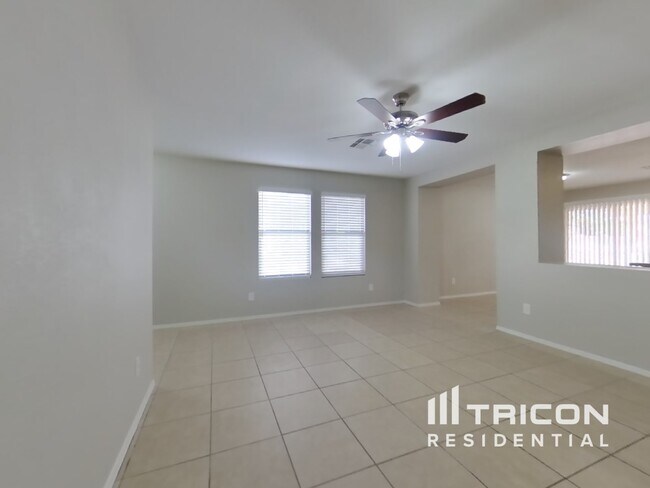 Foto del edificio - 10534 W Carlota Ln