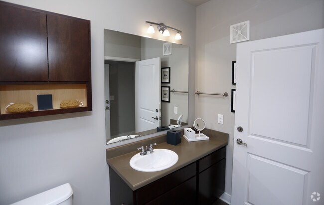 The Avenue Apartments Indianapolis In Apartments Com