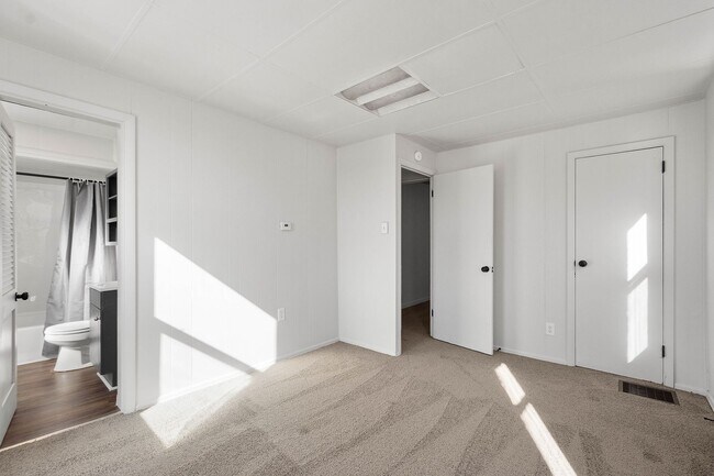 Foto del edificio - 2720 Churchview Avenue
