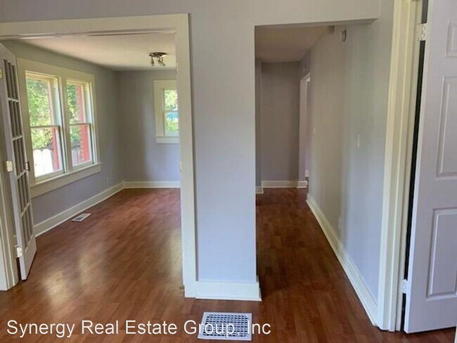Building Photo - 2 br, 1 bath House - 1503 A Fatherland St.