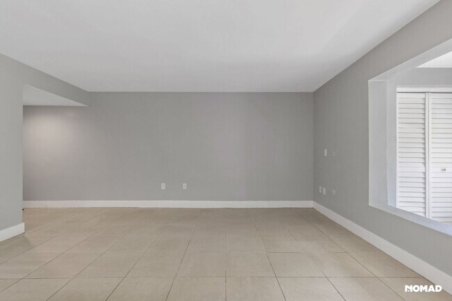 Foto del edificio - 8827 SW 123rd Ct