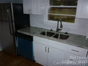 Foto del edificio - 7109 Rockcliff Ct