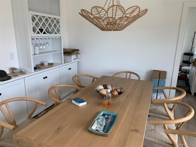 Building Photo - 7 Atlantic Ave