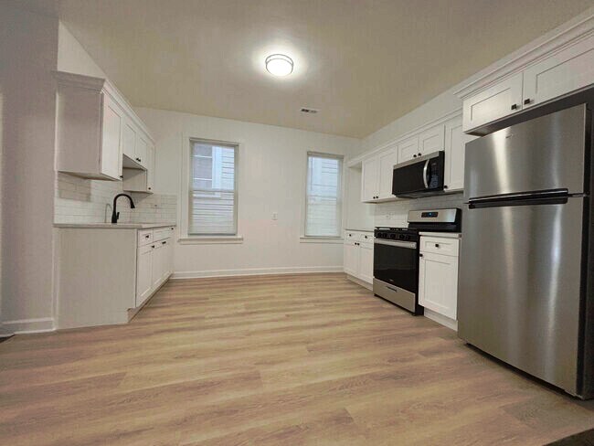 Foto del edificio - 4537 S Hermitage Ave