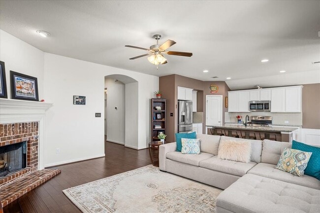 Building Photo - 5813 Casstello Dr