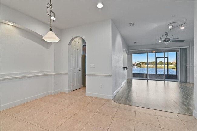 Foto del edificio - 2501 Harwich Dr