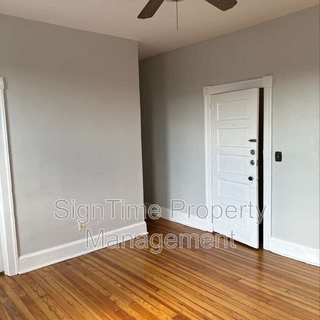 Foto del edificio - 238 Summit Ave
