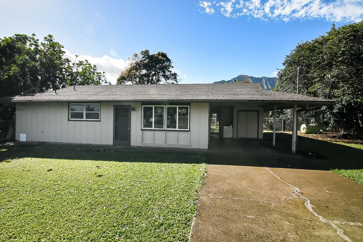 Foto principal - 2 Bed | 2 Bath | w/Carport in Kahaluu