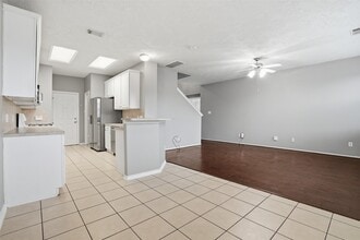 Building Photo - 13084 Peppergate Ln
