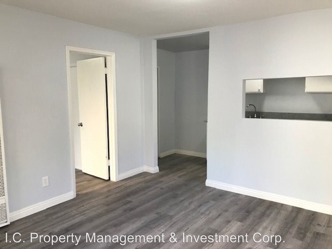 Primary Photo - 130-140 Mar Vista Ave