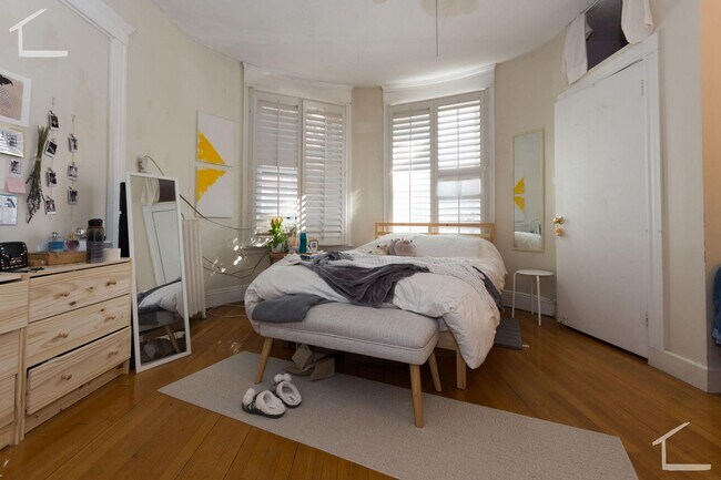 Foto del edificio - 1234 Beacon St