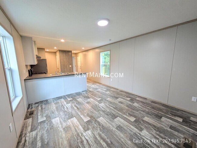 Foto del edificio - 438 Finson Rd