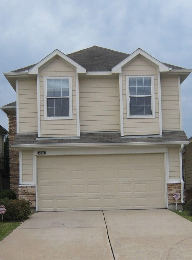 Building Photo - 7822 Winding Creek View