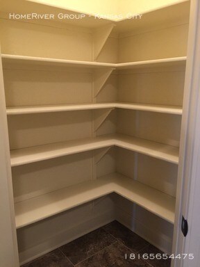 Foto del edificio - Charming  3 Bed 2.5 Bath Townhome!