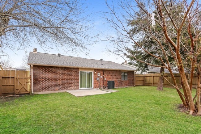 Foto del edificio - 6830 Kearney Dr