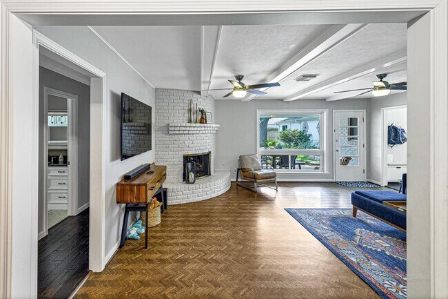 Building Photo - 12615 Rocky Meadow Dr