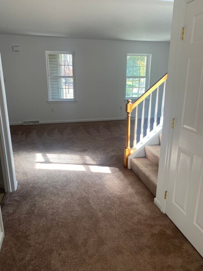 Foto del edificio - 3 br, 1.5 bath House - 596 WOOD DUCK DRIVE