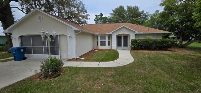 Foto del edificio - 4322 Dewberry St