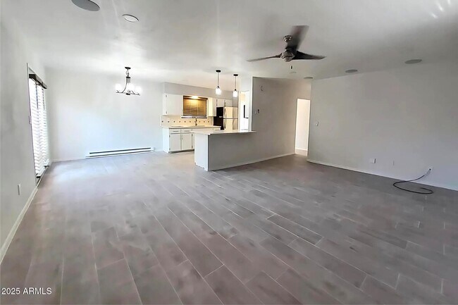 Foto del edificio - 3547 N Valorie Dr