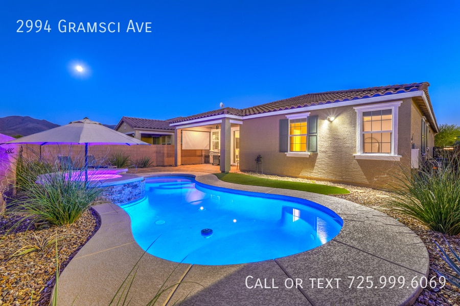 Foto principal - 2994 Gramsci Ave