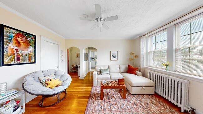 Foto del edificio - 15 Governors Ave