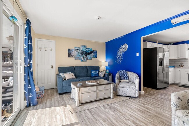 Foto del edificio - 8 Duston Ave