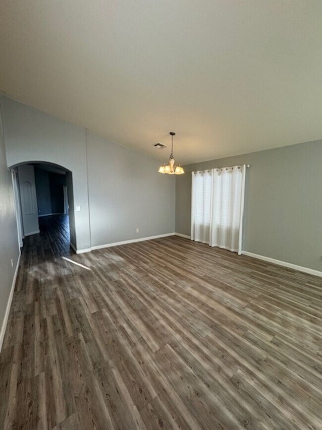 Foto del edificio - Vail- 3 bedroom/ 2 bathroom with 3 car garage