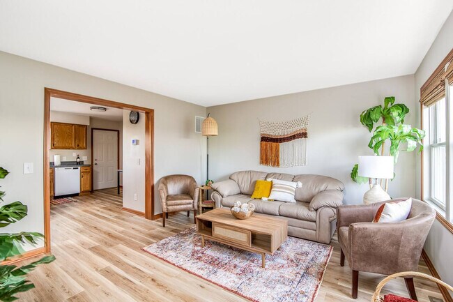 Foto del edificio - 10268 Cleveland Rd