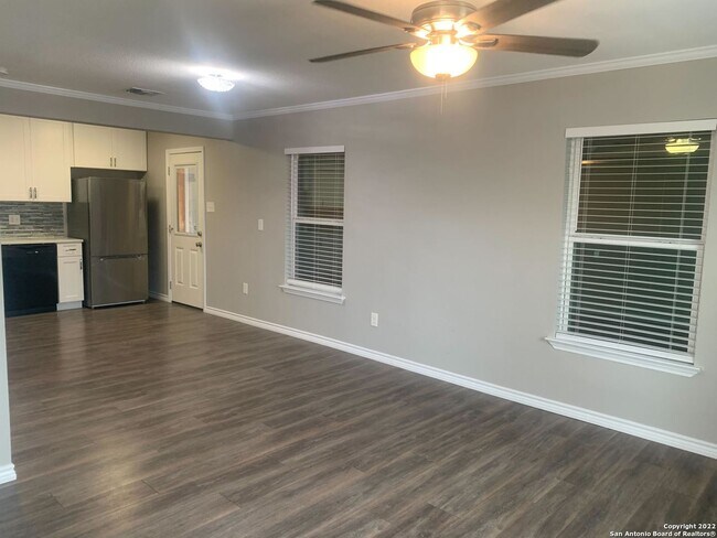 Foto del edificio - 167 E Amber St