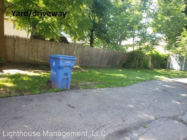 Building Photo - 3 br, 1 bath House - 682 Parsells Ave.