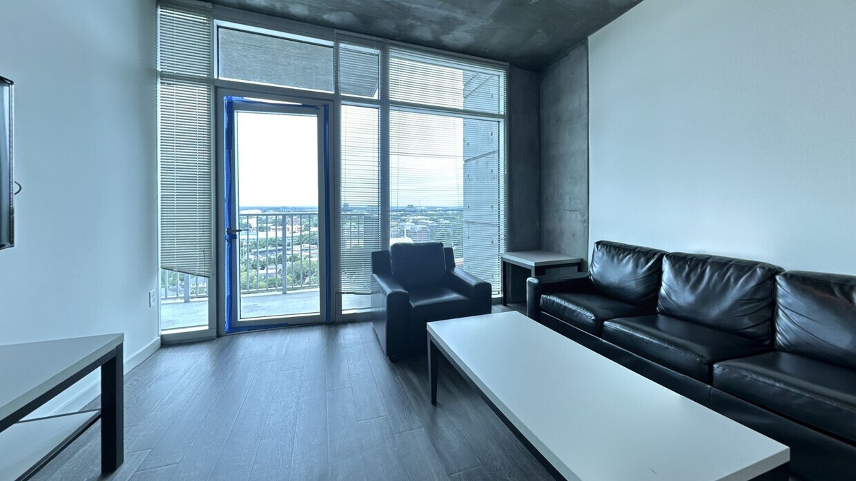 Photo - Square On 5th Apartments