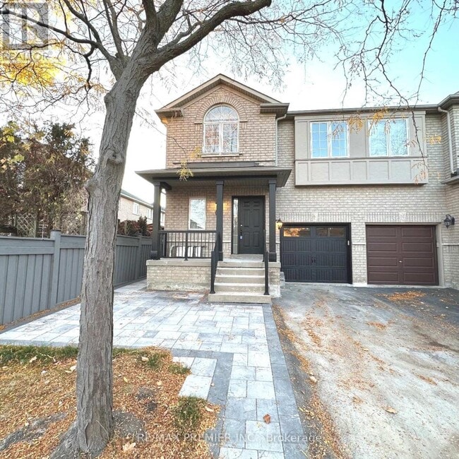 Building Photo - 10 Ancon Rd