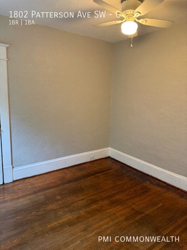 Building Photo - 1802 Patterson Ave SW