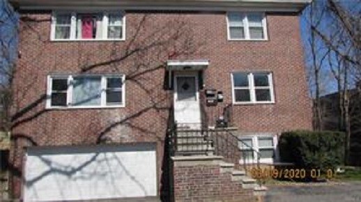 Primary Photo - 82 Laurel Pl
