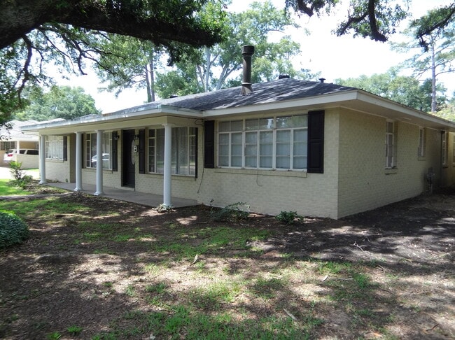 Building Photo - 1711 Texas Avenue