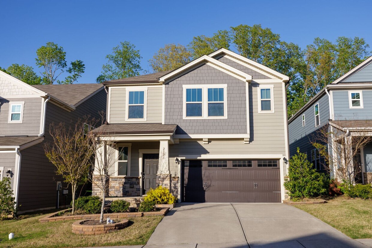 Foto principal - Spacious & Stylish Meritage Home with Sunr...
