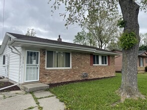 Building Photo - 3318 W Jolly Rd