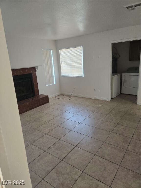 Building Photo - 2706 Jennydiane Dr