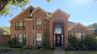 Building Photo - 901 Ridgemont Dr