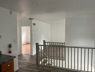 Building Photo - 1721 Ferndale Ave