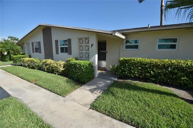 Foto del edificio - 2572 Emory Dr W