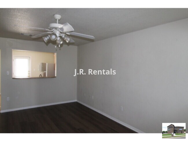 Building Photo - 3105-A Yaupon Road, Copperas Cove TX, 76522
